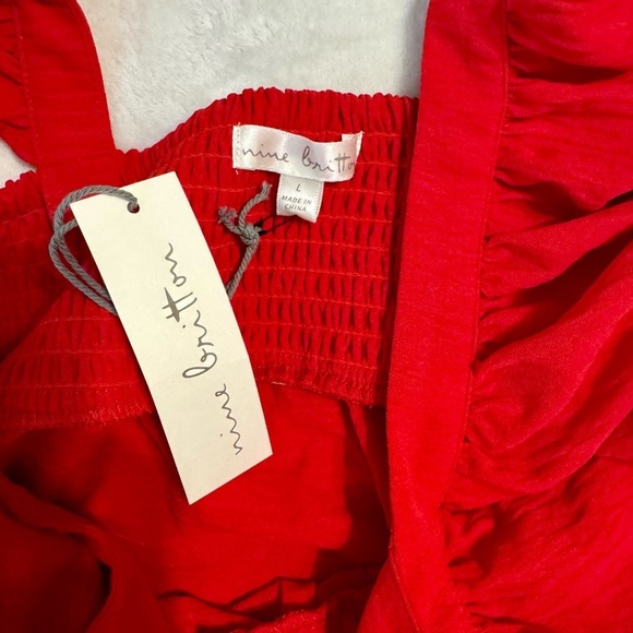 Red Ruffle Sleeve Top - Picture 6 of 7